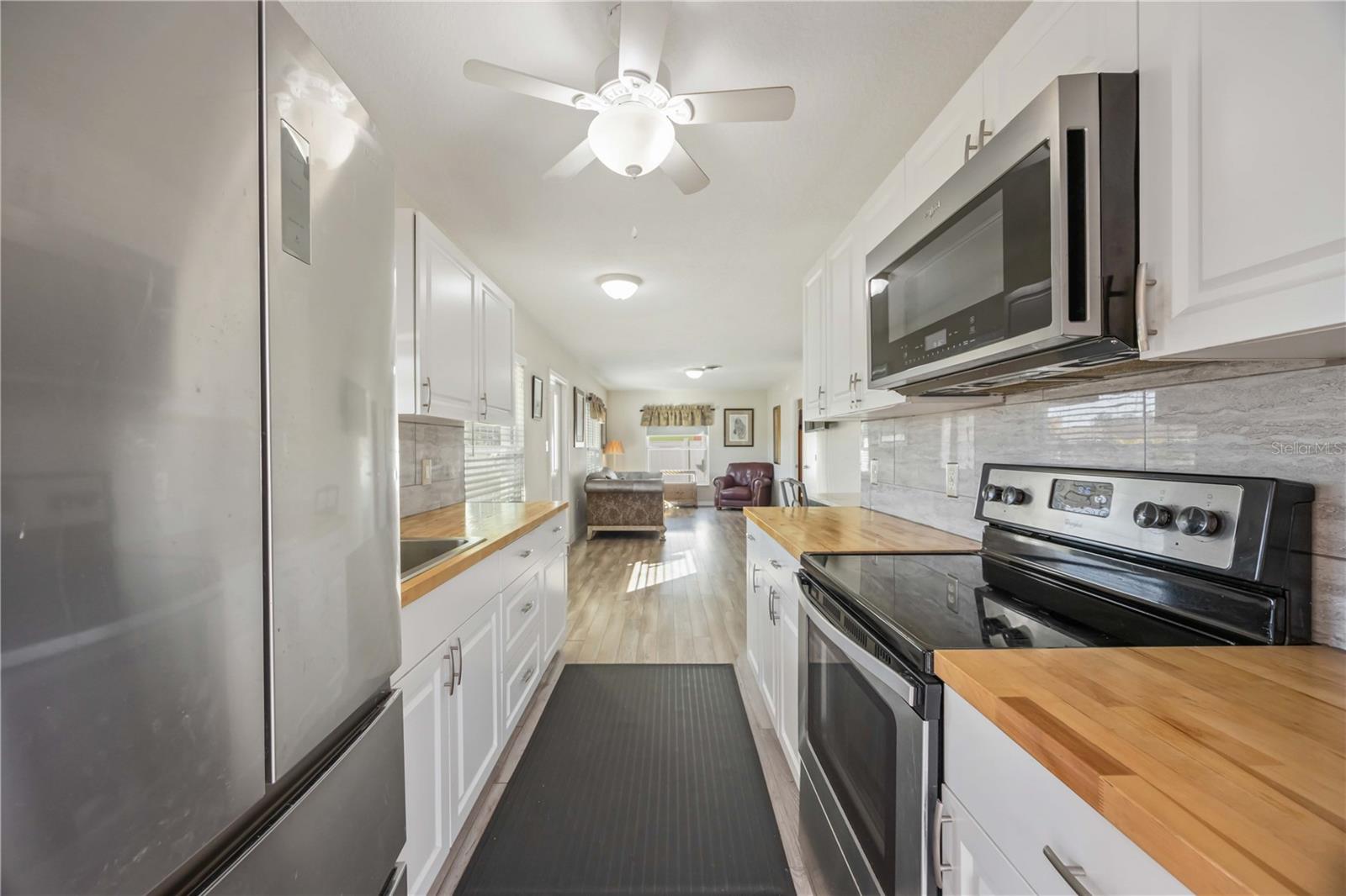 Image 7 of 17 For 1446 Saint Clair Road