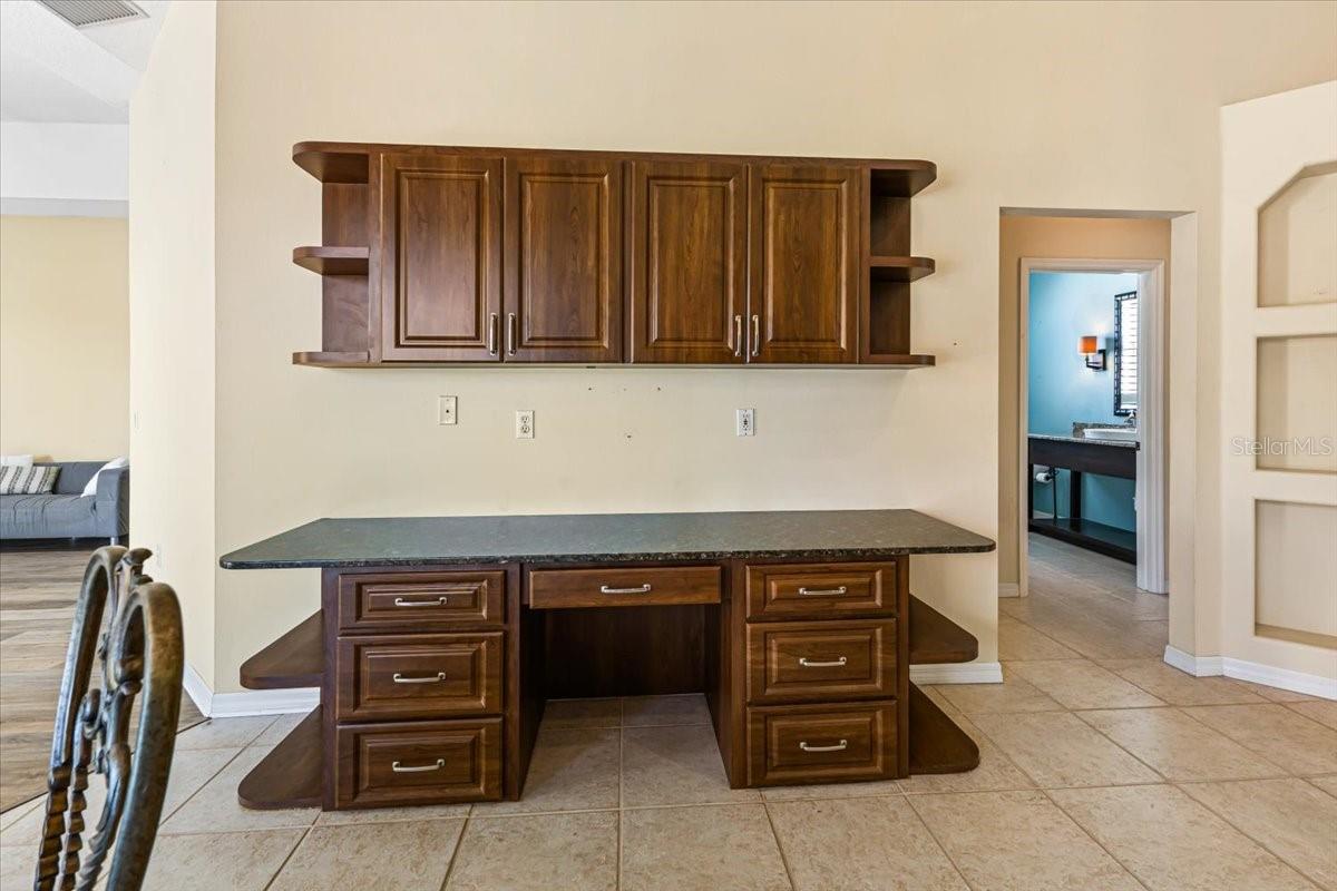 Image 14 of 51 For 264 Mariner Lane