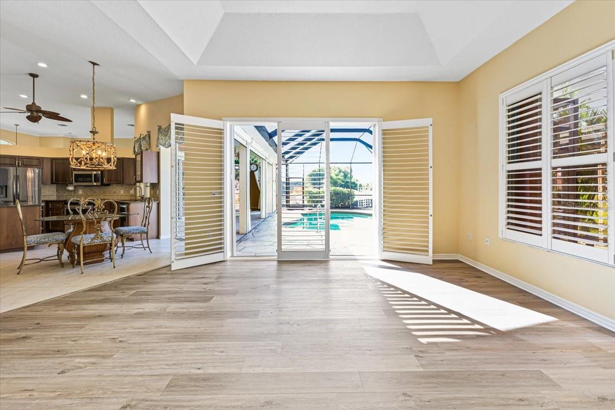 Image 20 of 51 For 264 Mariner Lane