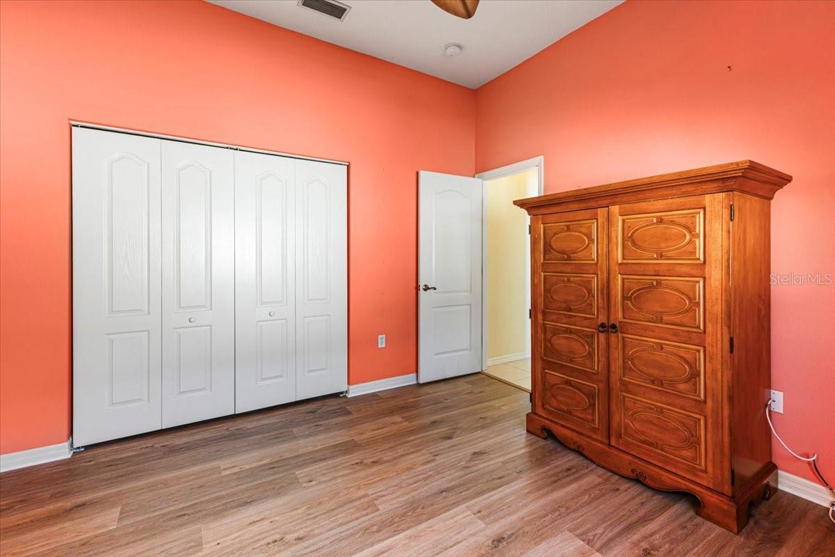 Image 27 of 51 For 264 Mariner Lane