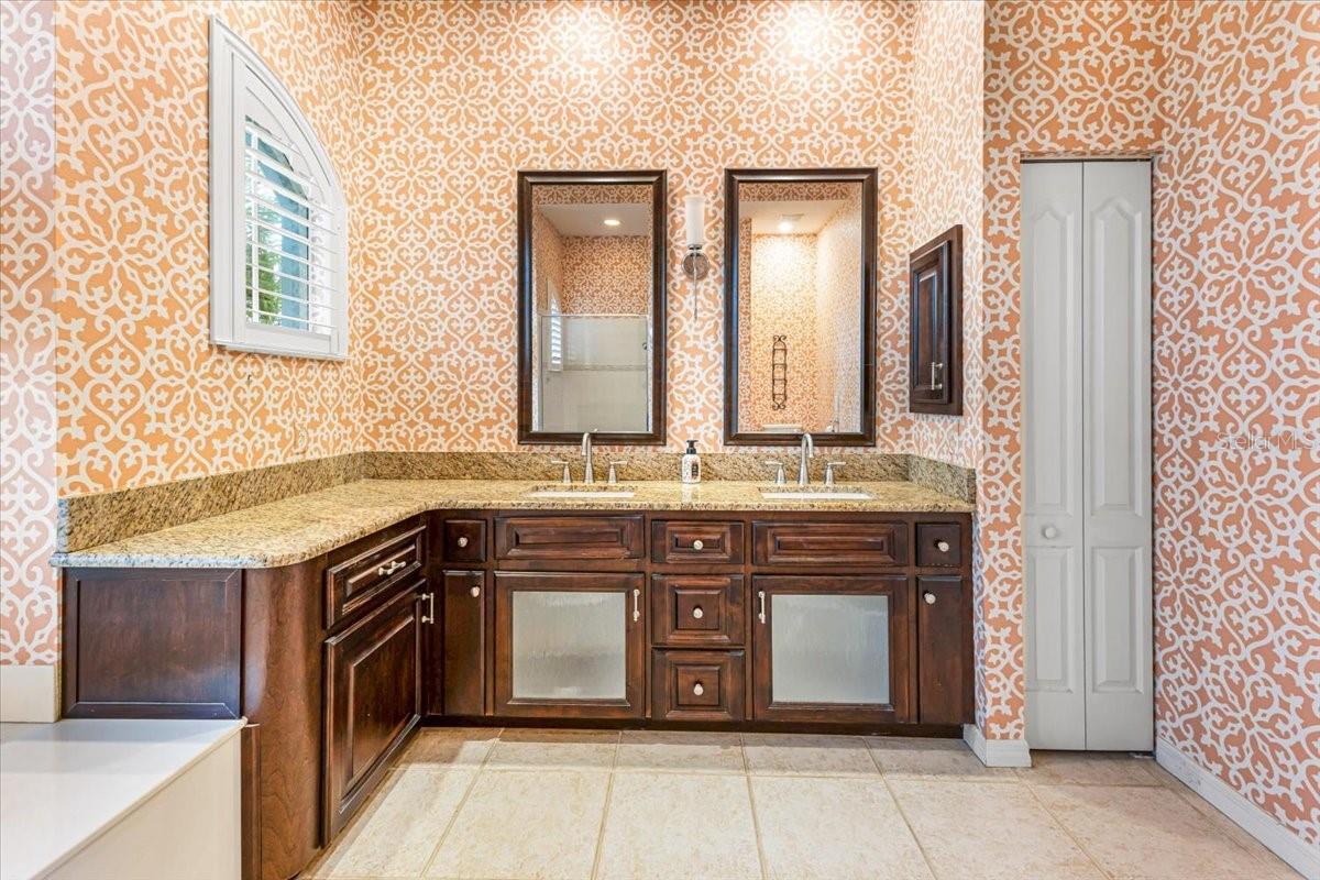 Image 32 of 51 For 264 Mariner Lane