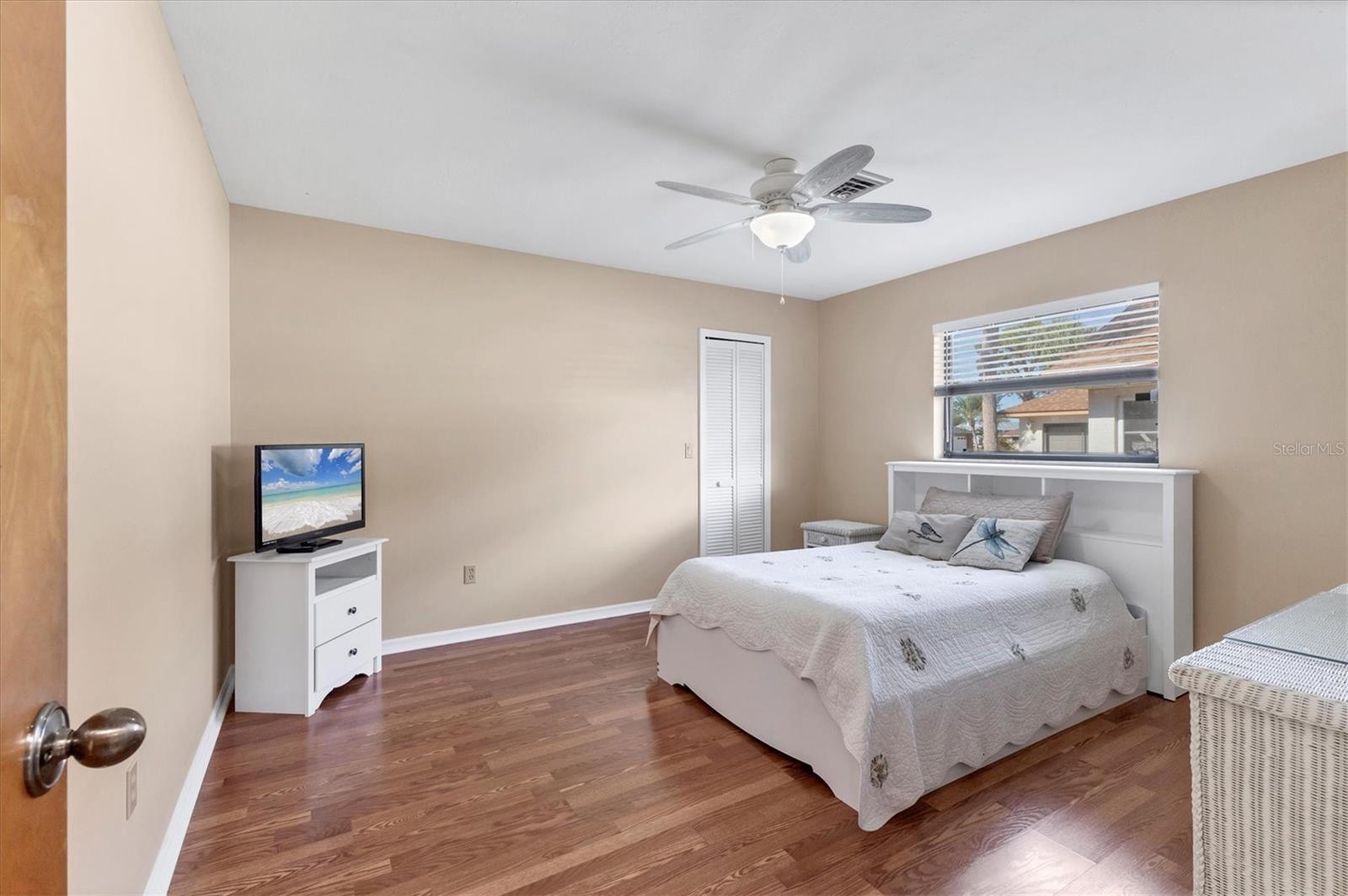 Image 28 of 80 For 228 Rotonda Circle