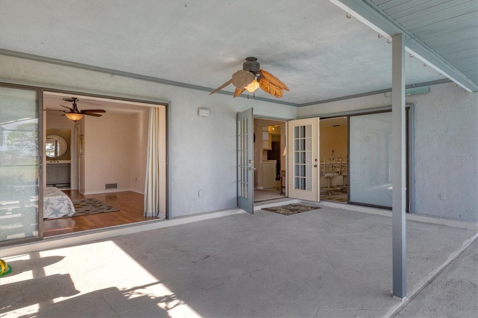 Image 34 of 80 For 228 Rotonda Circle