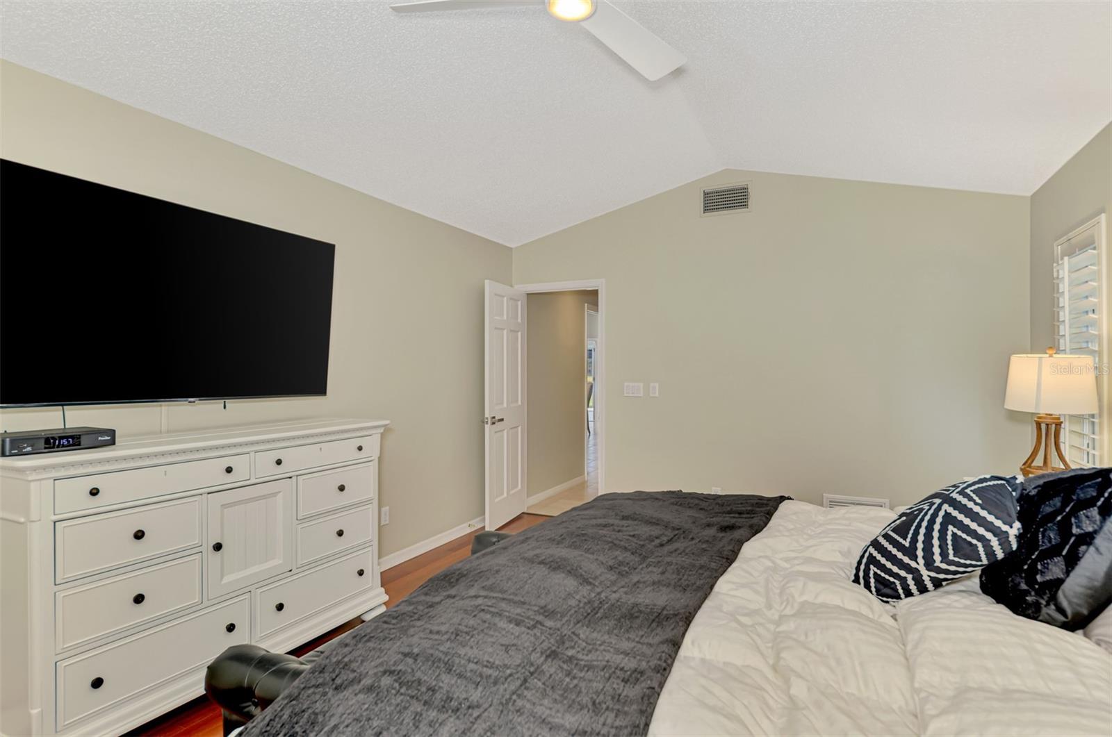 Image 30 of 71 For 4356 Camino Madera