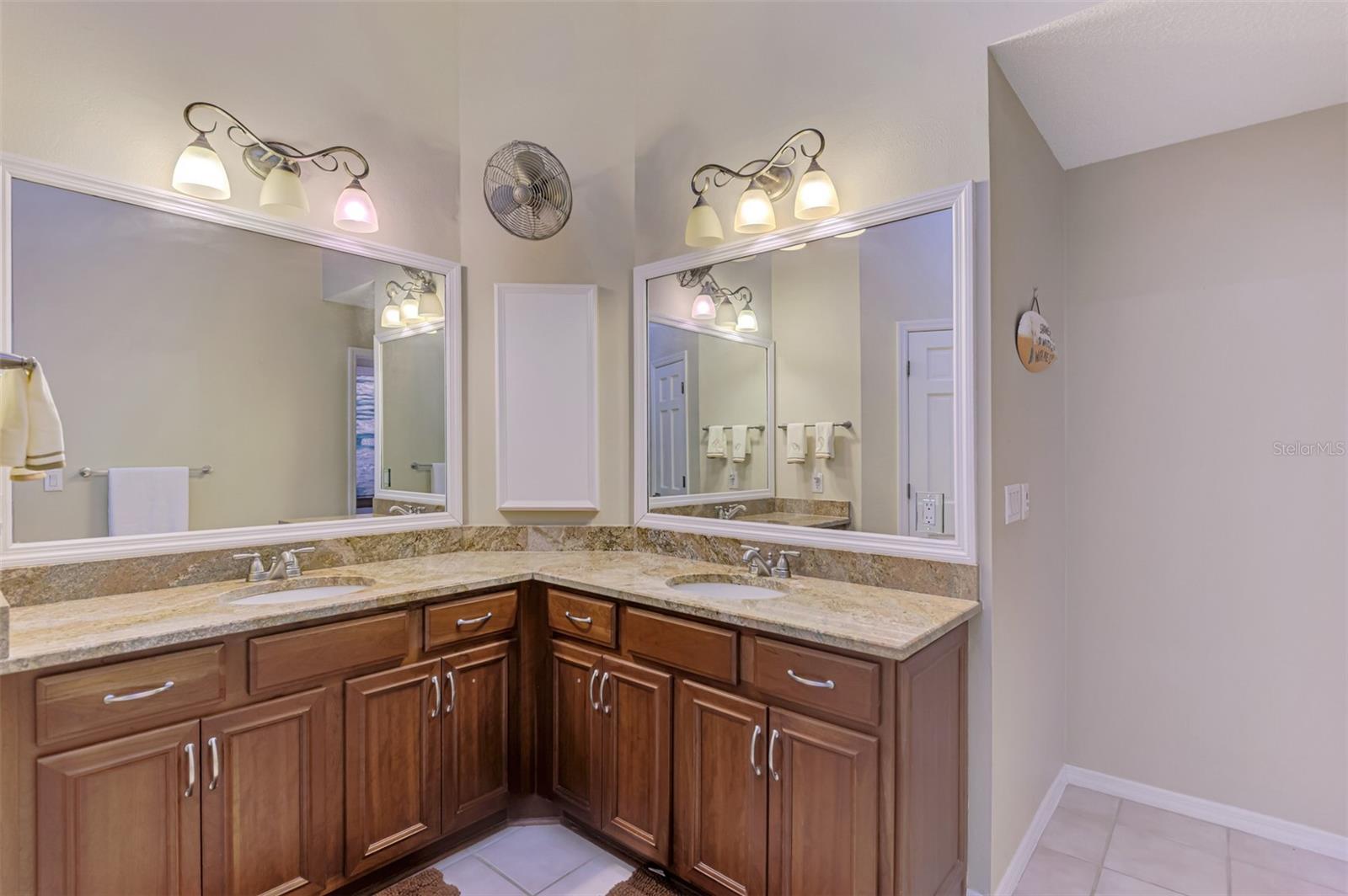 Image 33 of 71 For 4356 Camino Madera