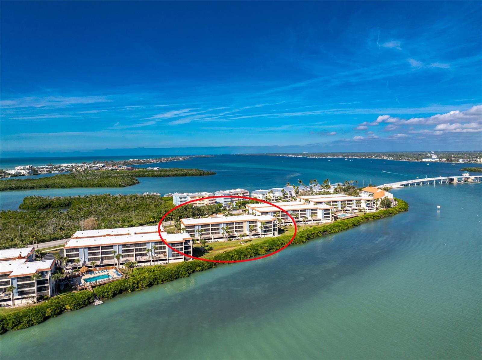 Image 35 of 41 For 1591 Beach Road 307