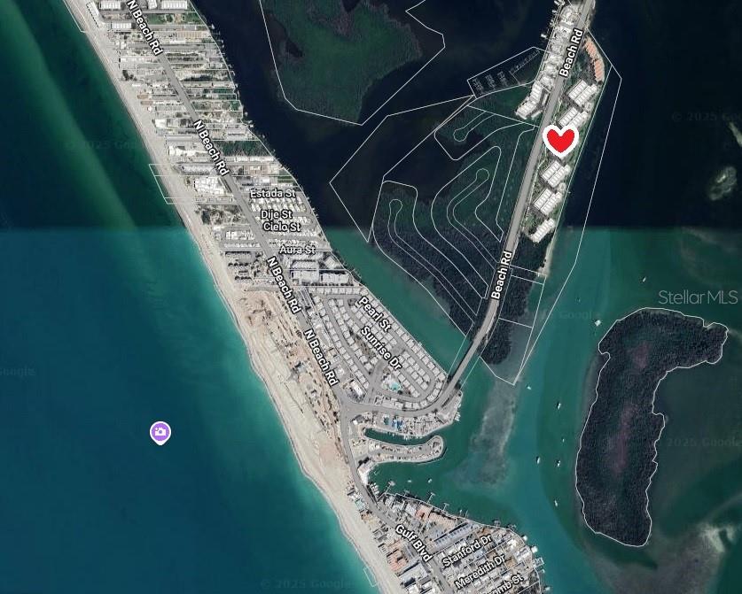 Image 39 of 41 For 1591 Beach Road 307