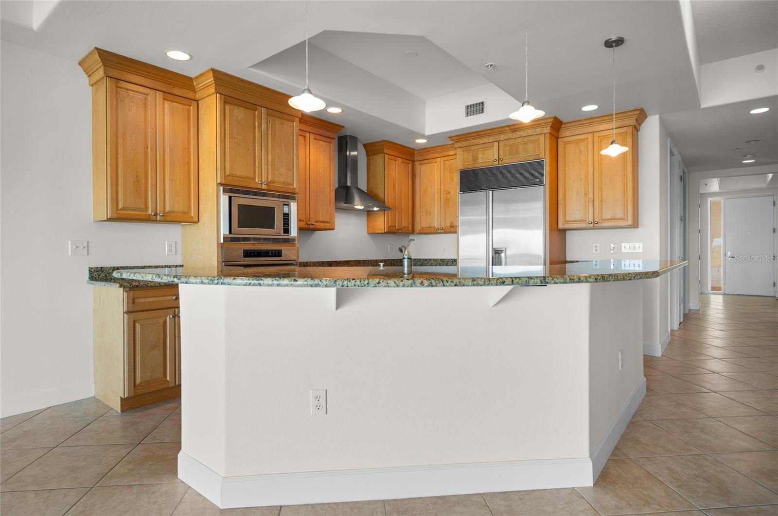 Image 14 of 40 For 1375 Beach Road 211