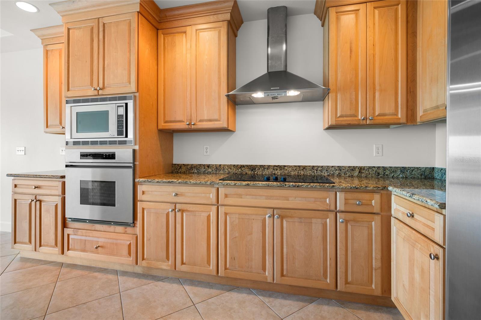 Image 15 of 40 For 1375 Beach Road 211