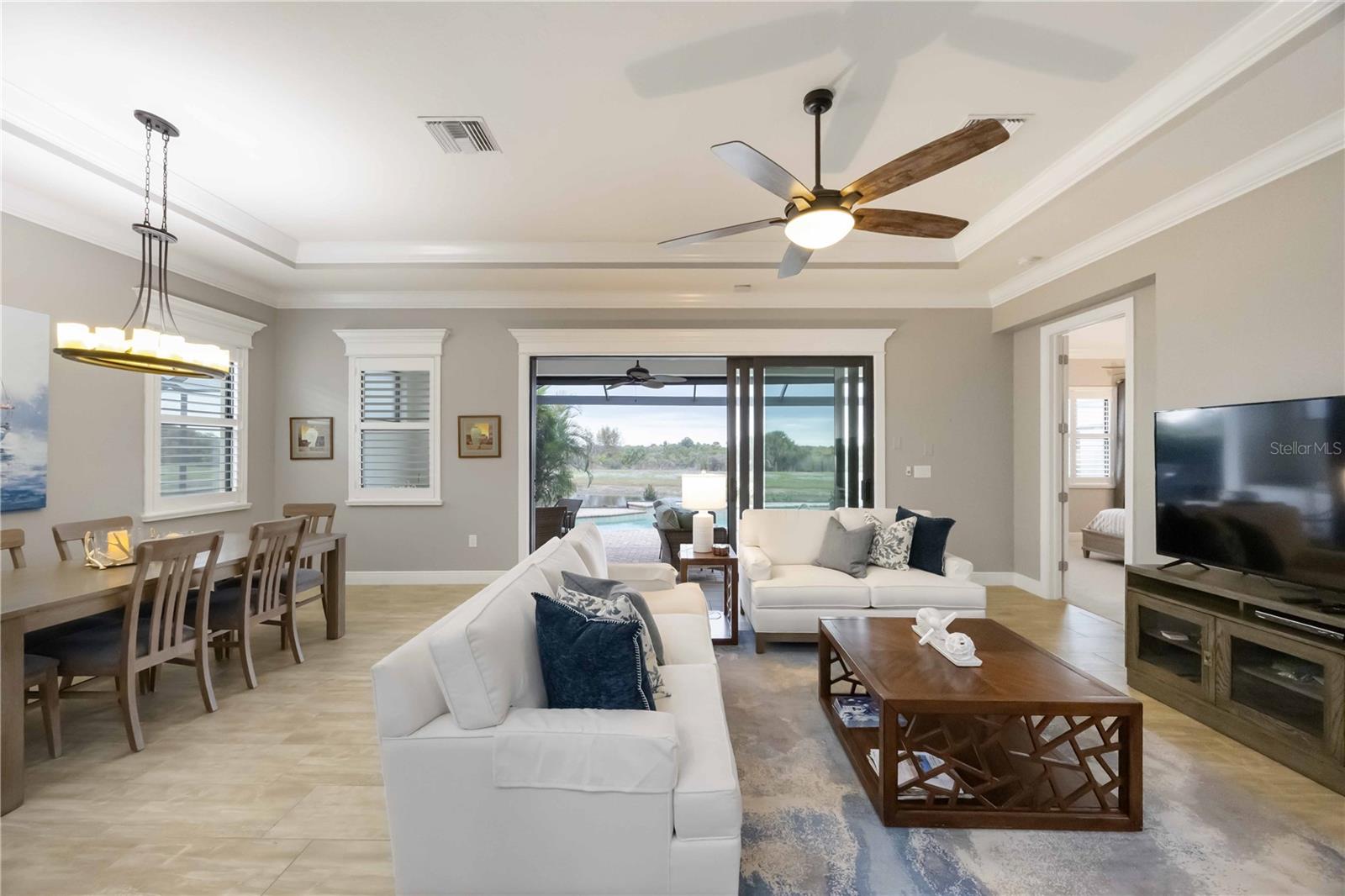 Image 16 of 91 For 23889 Waverly Circle