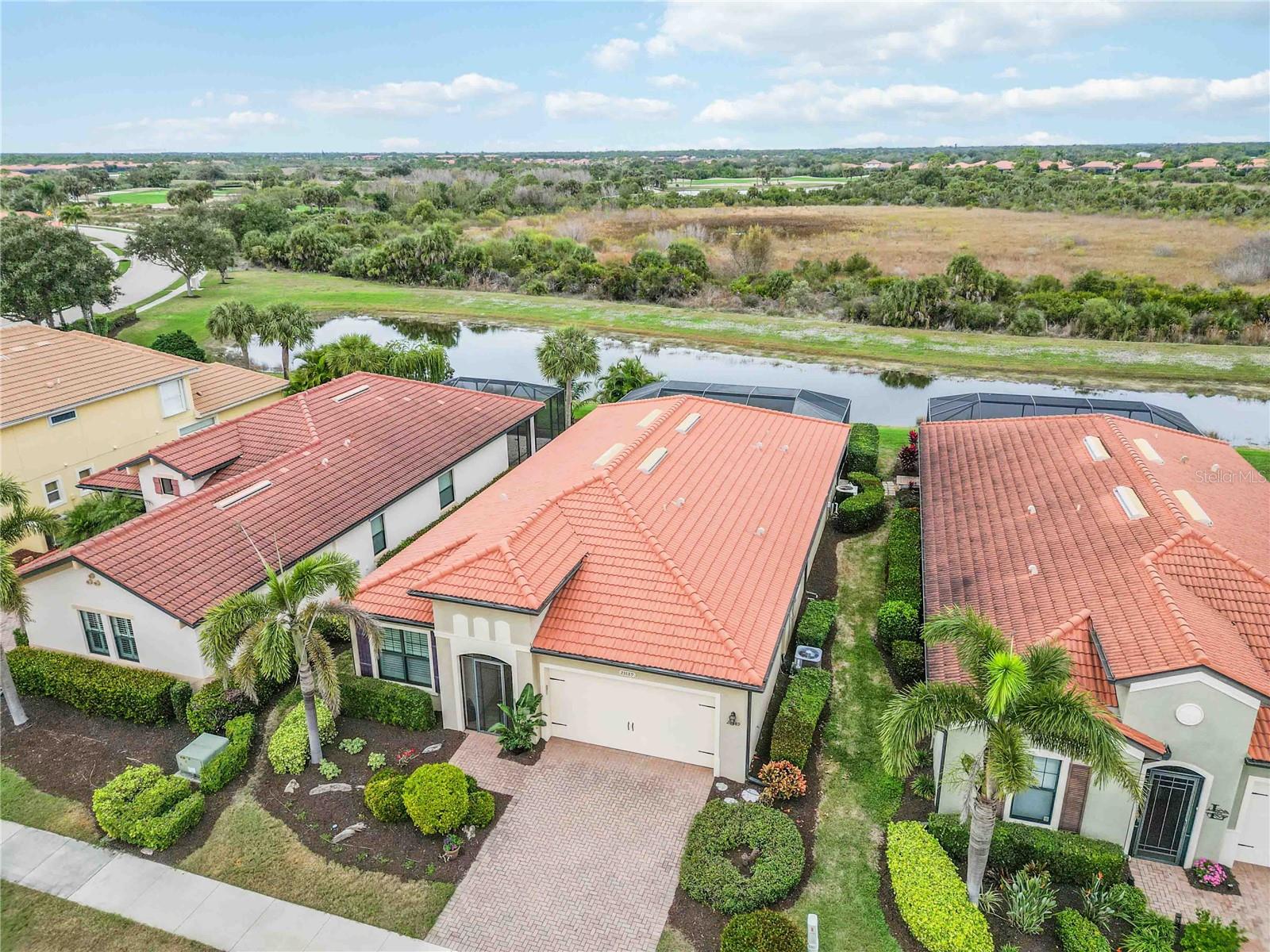 Image 48 of 91 For 23889 Waverly Circle