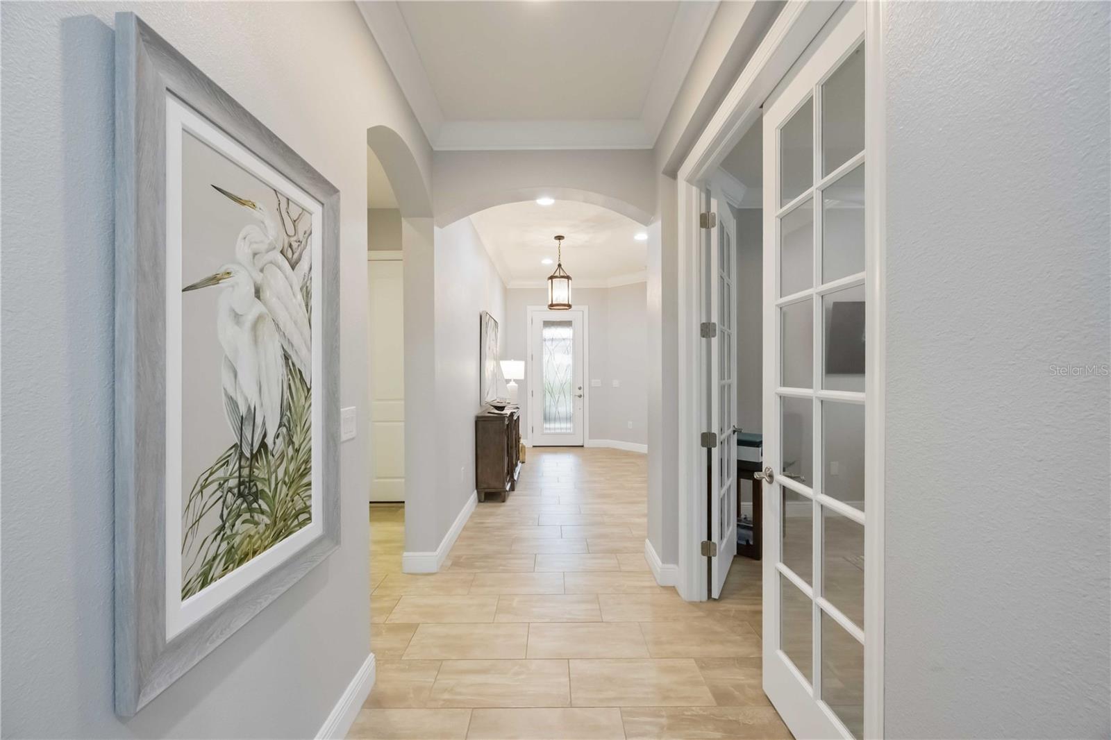 Image 5 of 91 For 23889 Waverly Circle