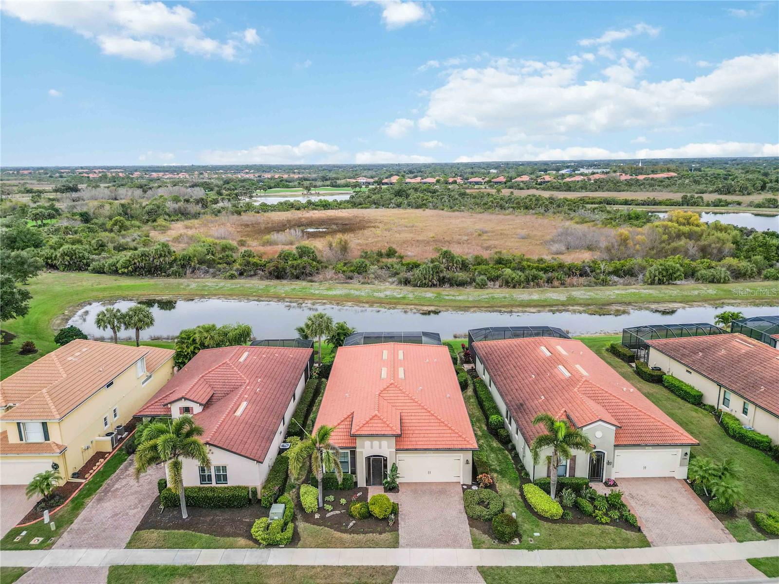 Image 50 of 91 For 23889 Waverly Circle