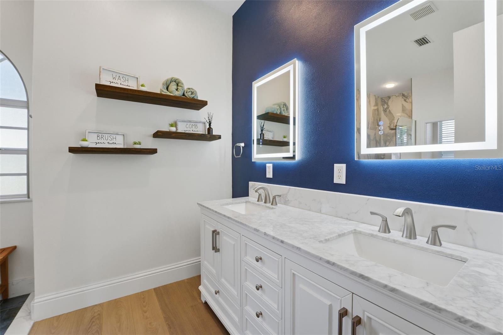 Image 29 of 75 For 14230 Silver Lakes Circle