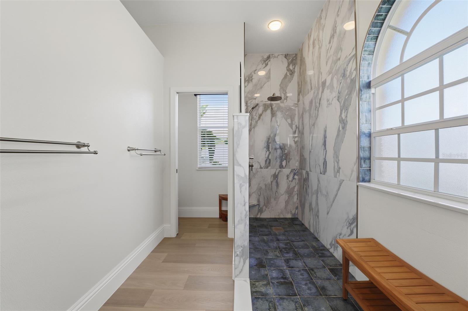 Image 31 of 75 For 14230 Silver Lakes Circle