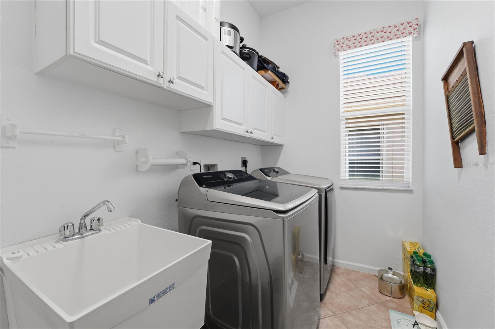 Image 33 of 75 For 14230 Silver Lakes Circle