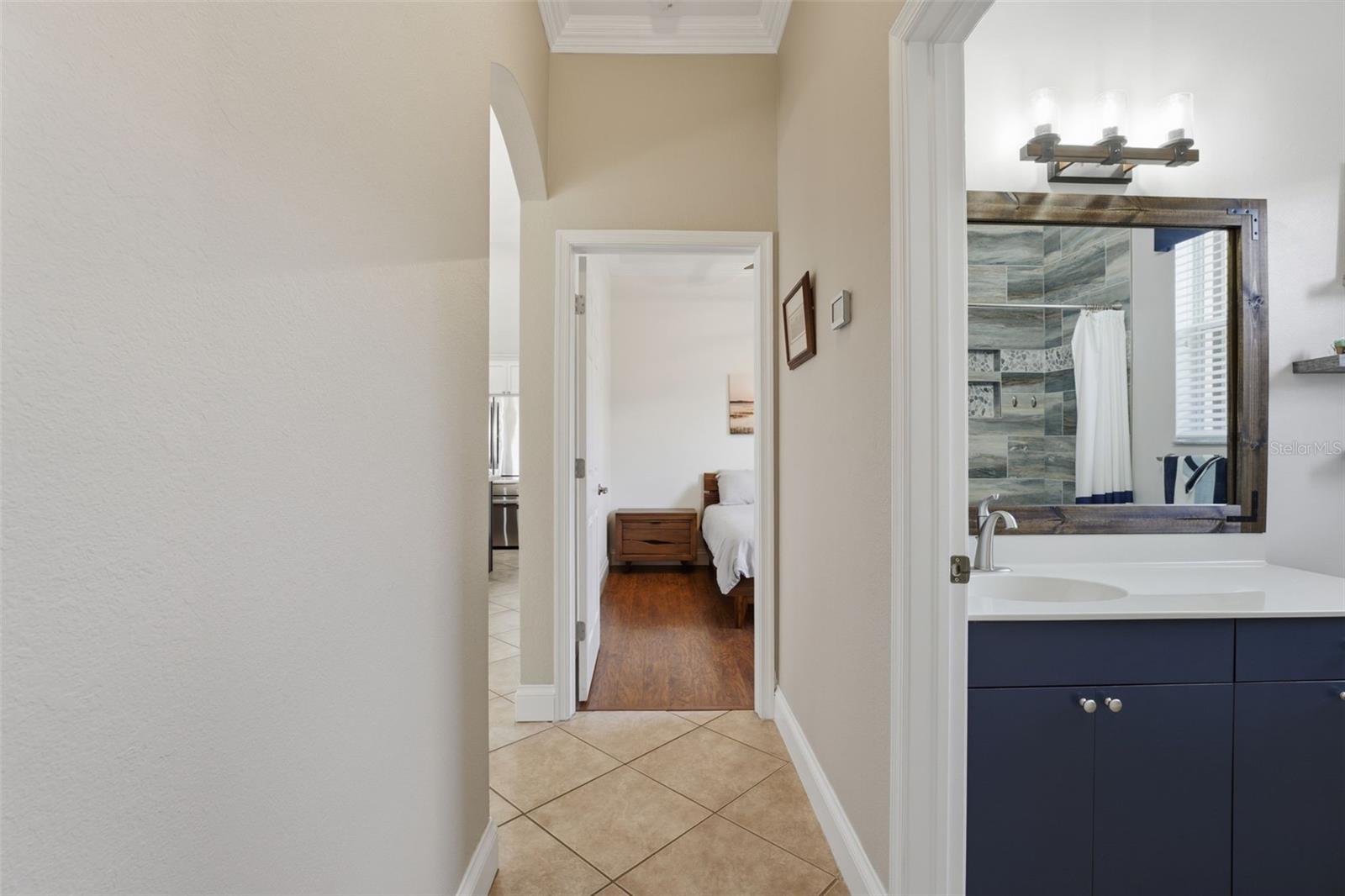 Image 5 of 75 For 14230 Silver Lakes Circle