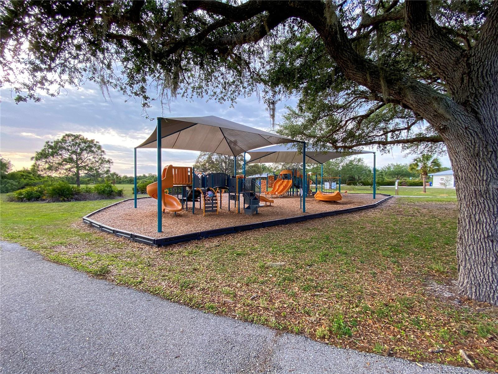 Image 18 of 42 For 106 Rebel Court