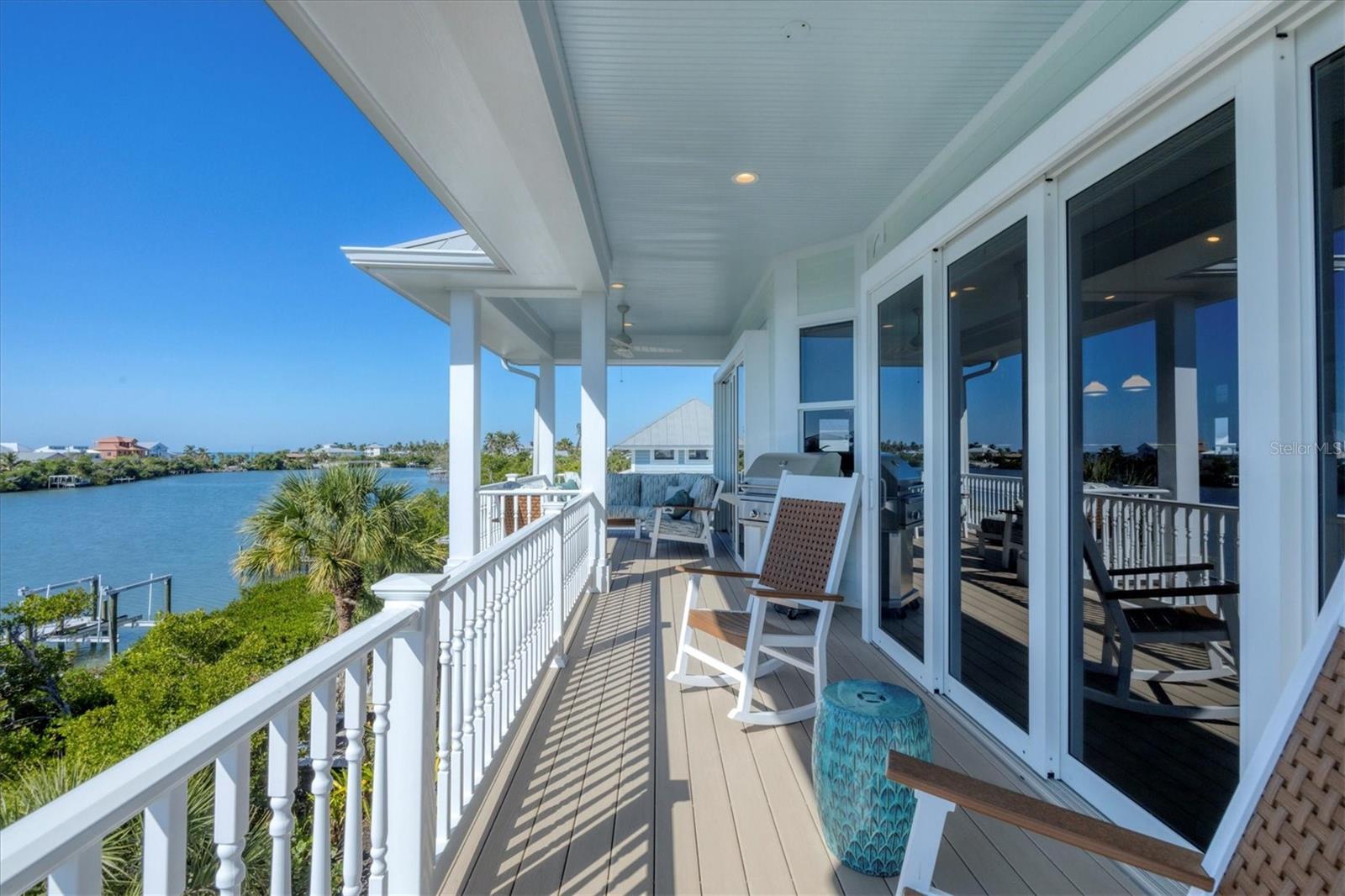 Image 23 of 66 For 121 Bocilla Drive