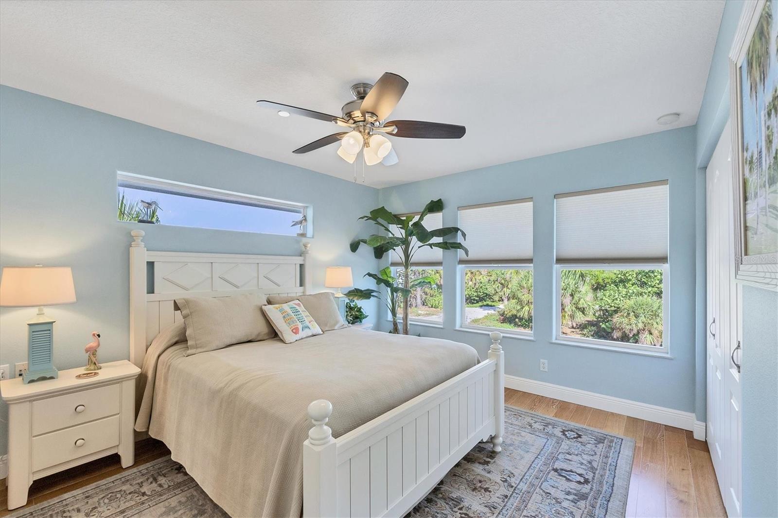 Image 30 of 66 For 121 Bocilla Drive