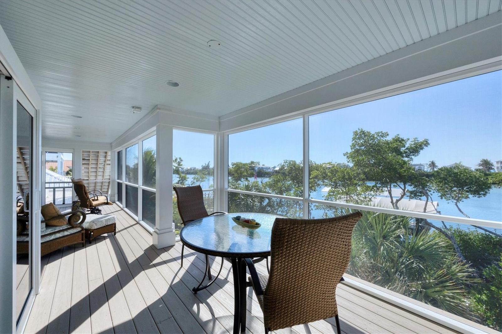 Image 34 of 66 For 121 Bocilla Drive