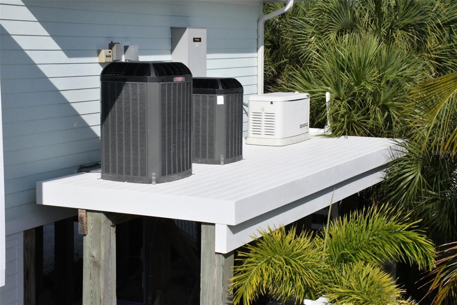 Image 41 of 66 For 121 Bocilla Drive