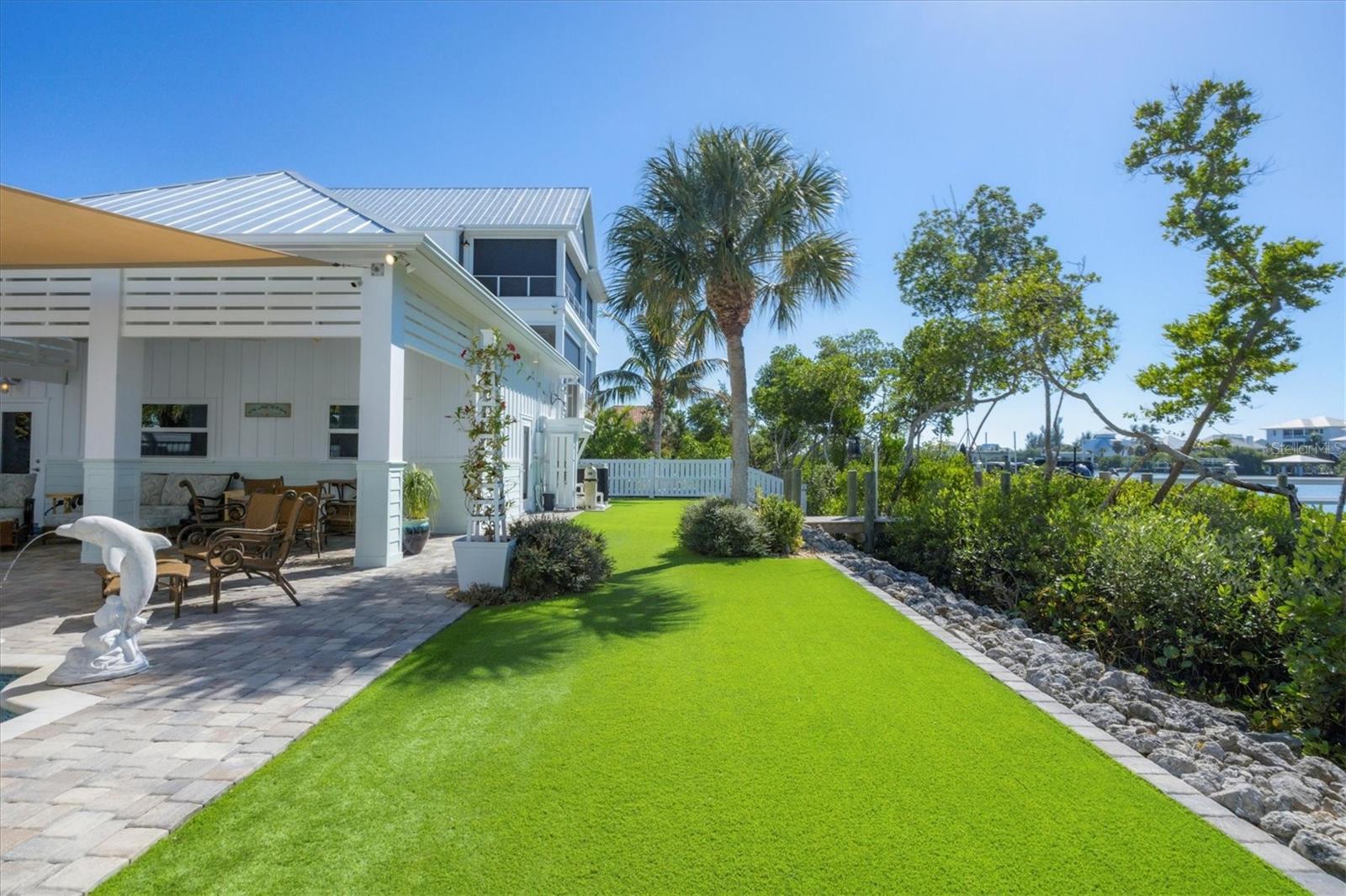 Image 50 of 66 For 121 Bocilla Drive