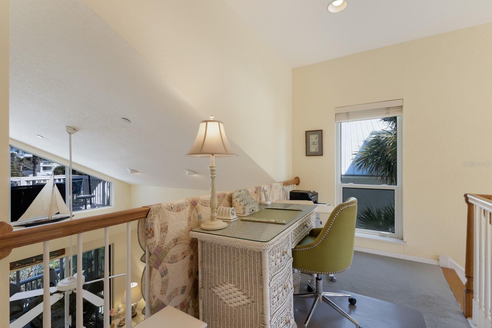 Image 13 of 74 For 815 Harbor Drive