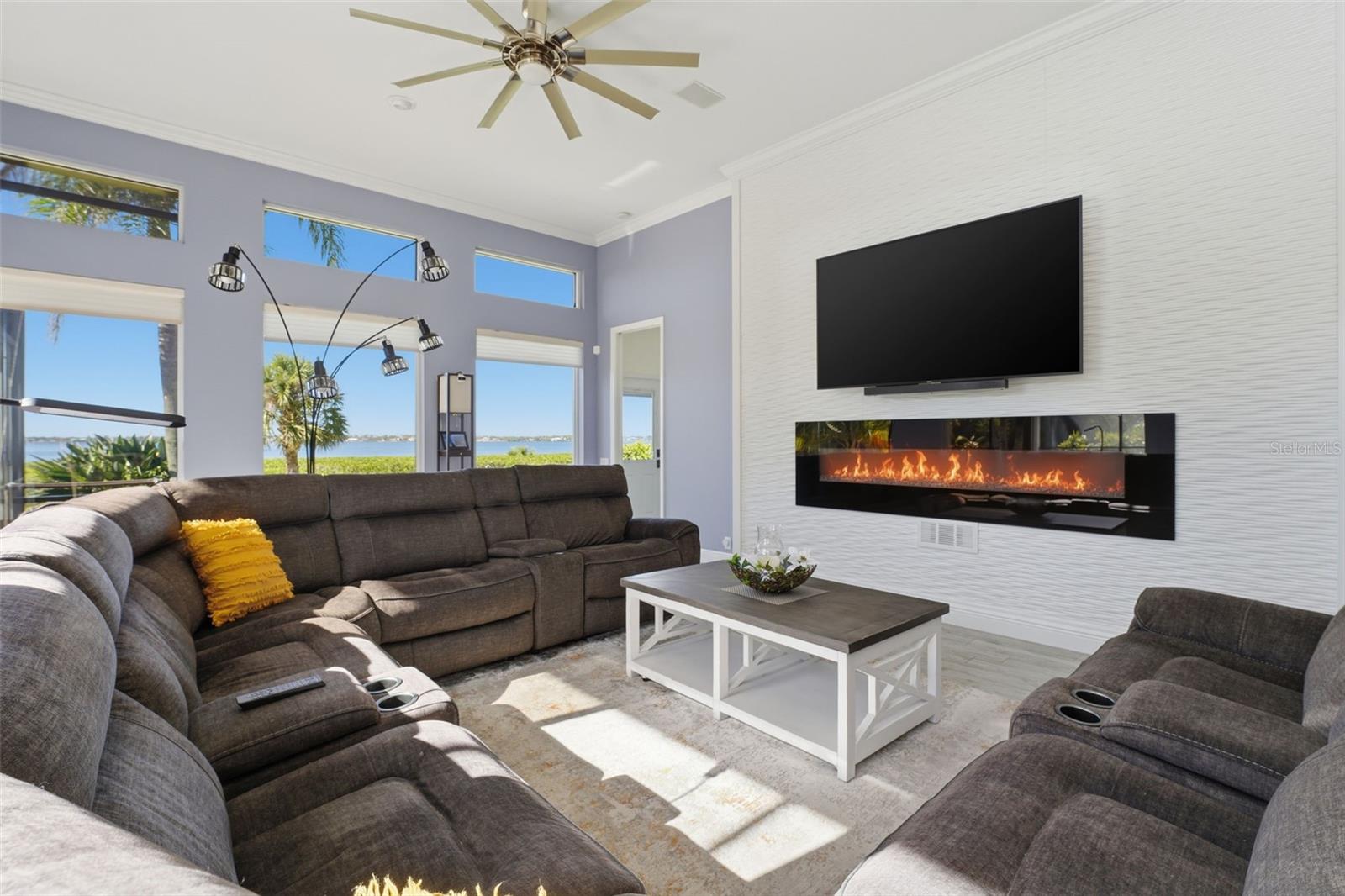 Image 29 of 100 For 3121 Rivershore Lane