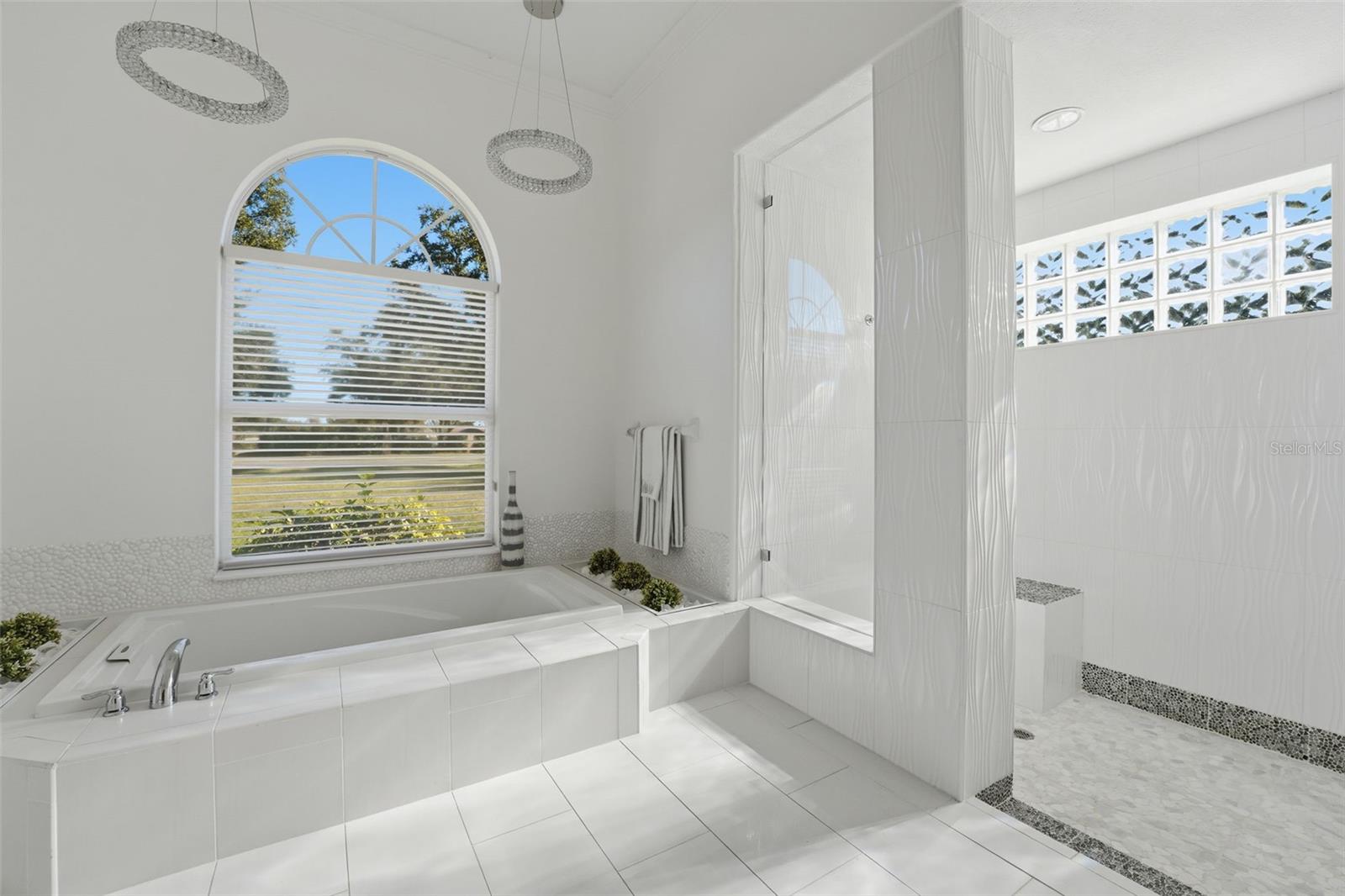 Image 39 of 100 For 3121 Rivershore Lane