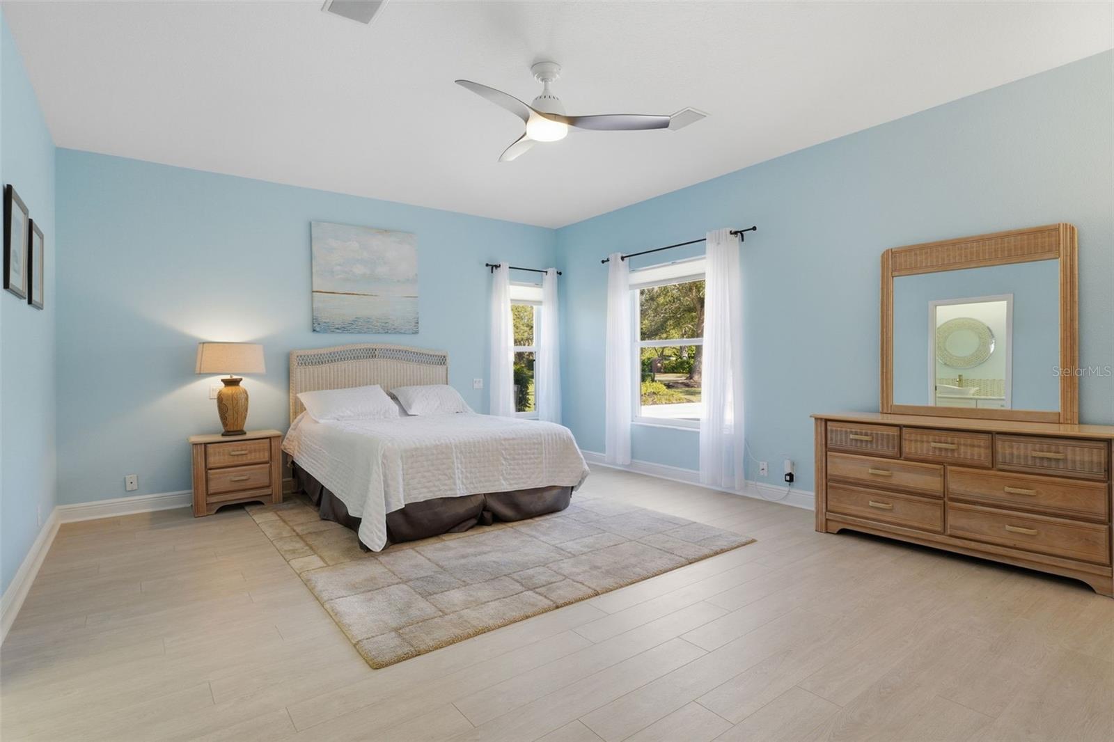 Image 51 of 100 For 3121 Rivershore Lane