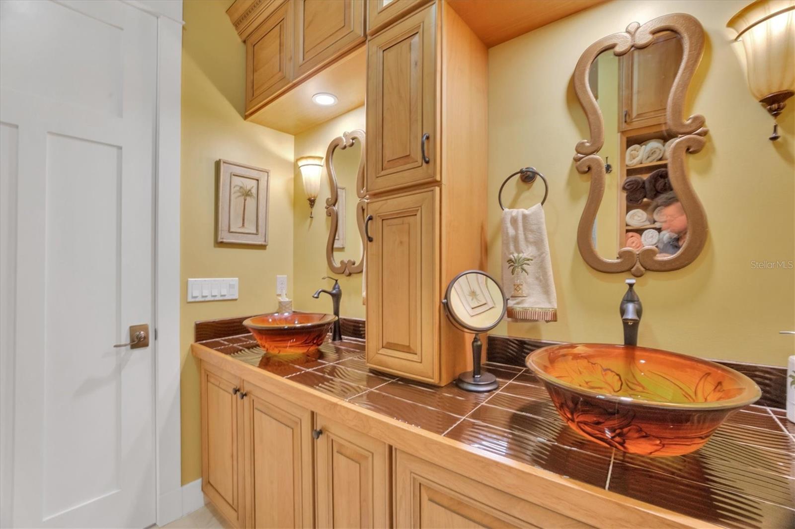 Image 21 of 48 For 7121 Rum Bay Drive