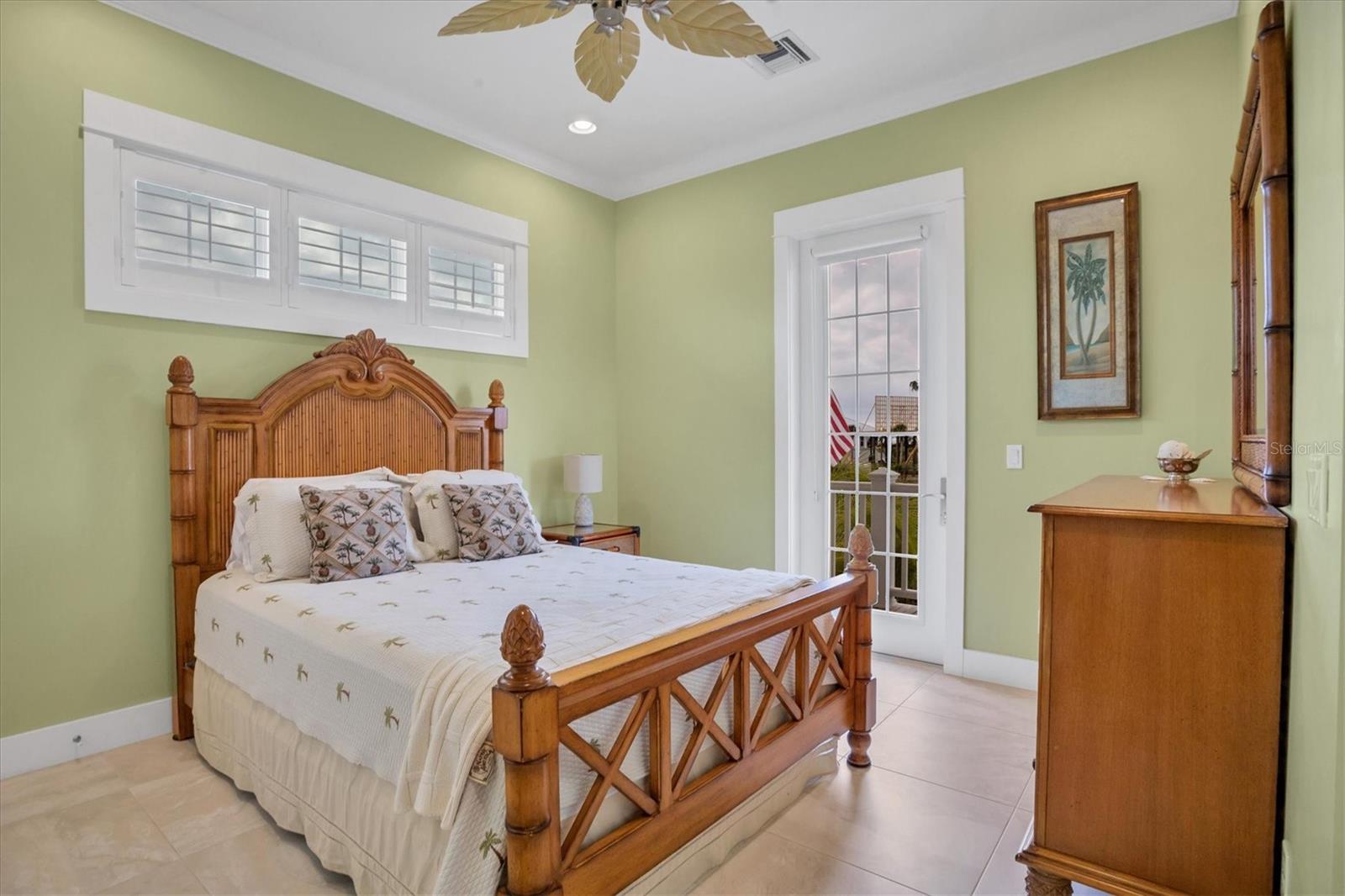 Image 23 of 48 For 7121 Rum Bay Drive