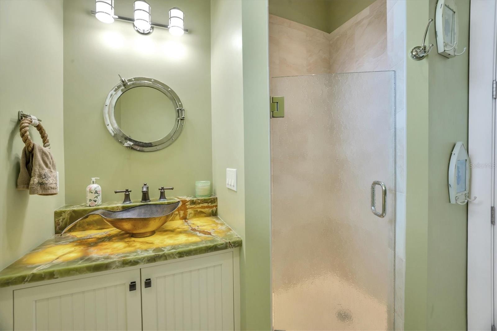 Image 24 of 48 For 7121 Rum Bay Drive