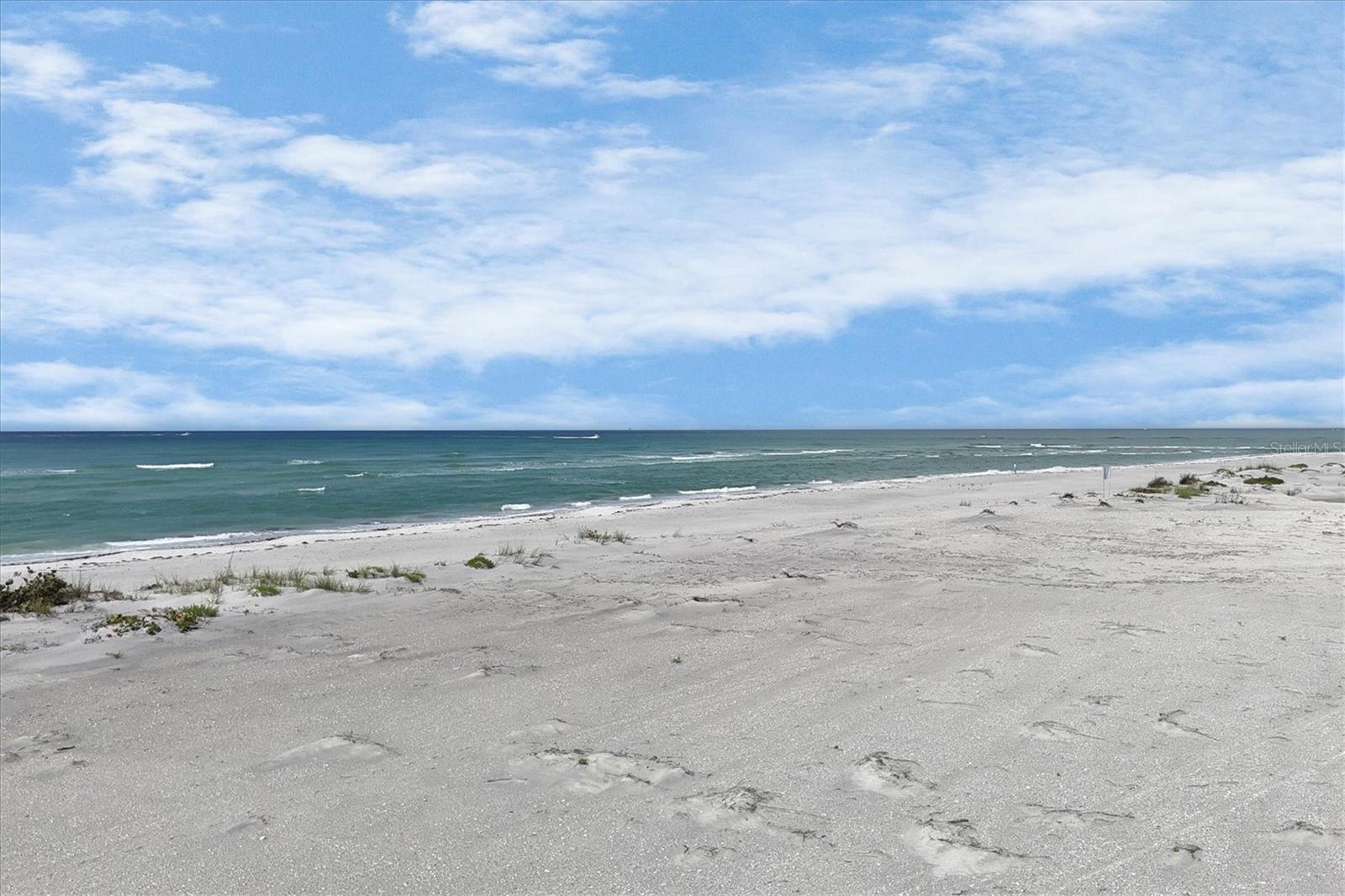 Image 35 of 48 For 7121 Rum Bay Drive