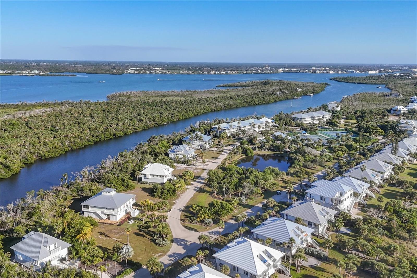 Image 36 of 48 For 7121 Rum Bay Drive