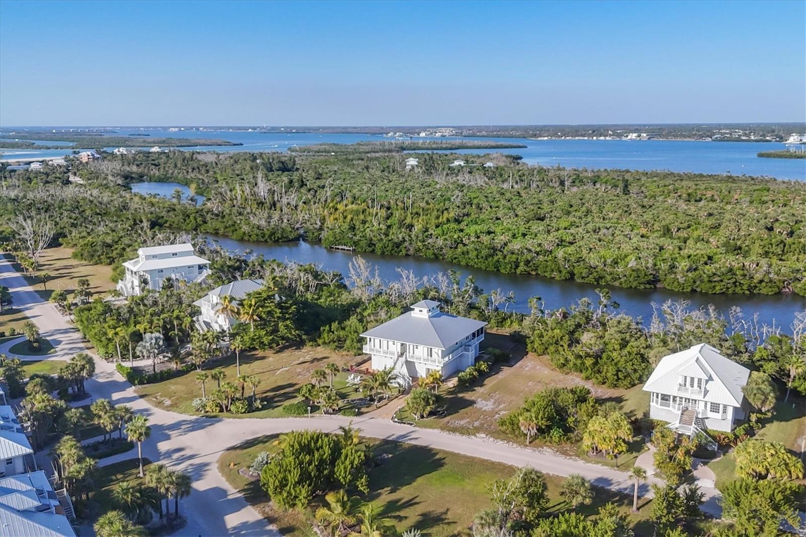 Image 37 of 48 For 7121 Rum Bay Drive