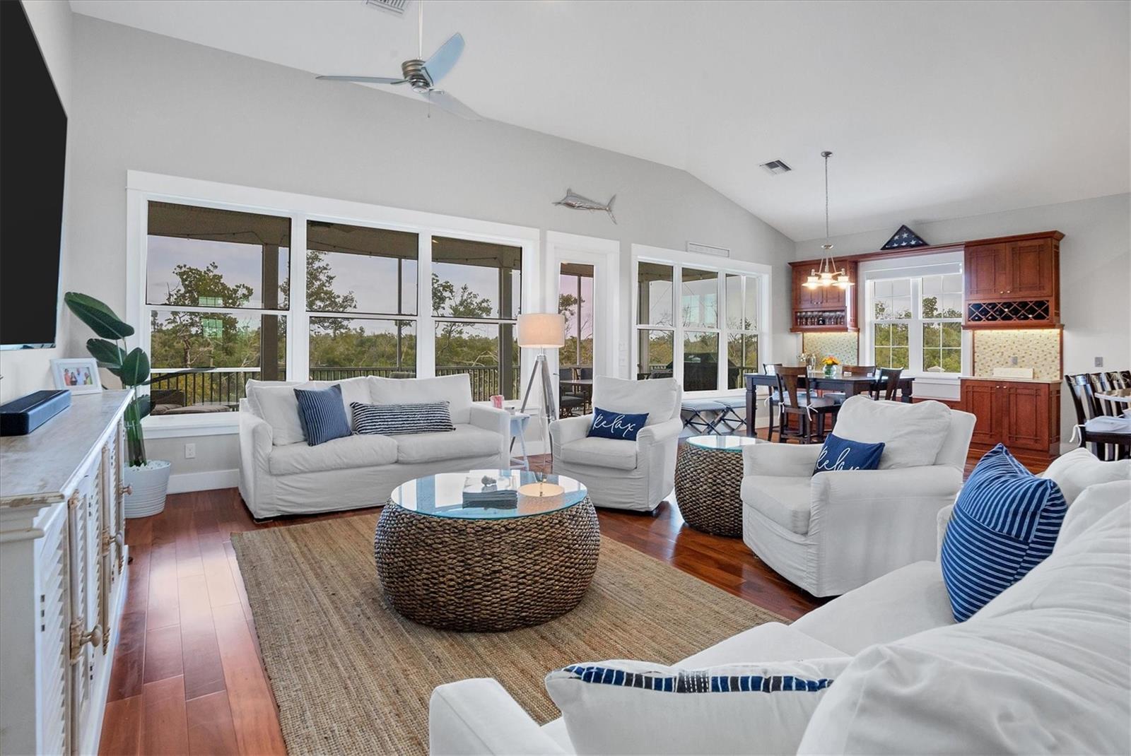 Image 9 of 48 For 7121 Rum Bay Drive