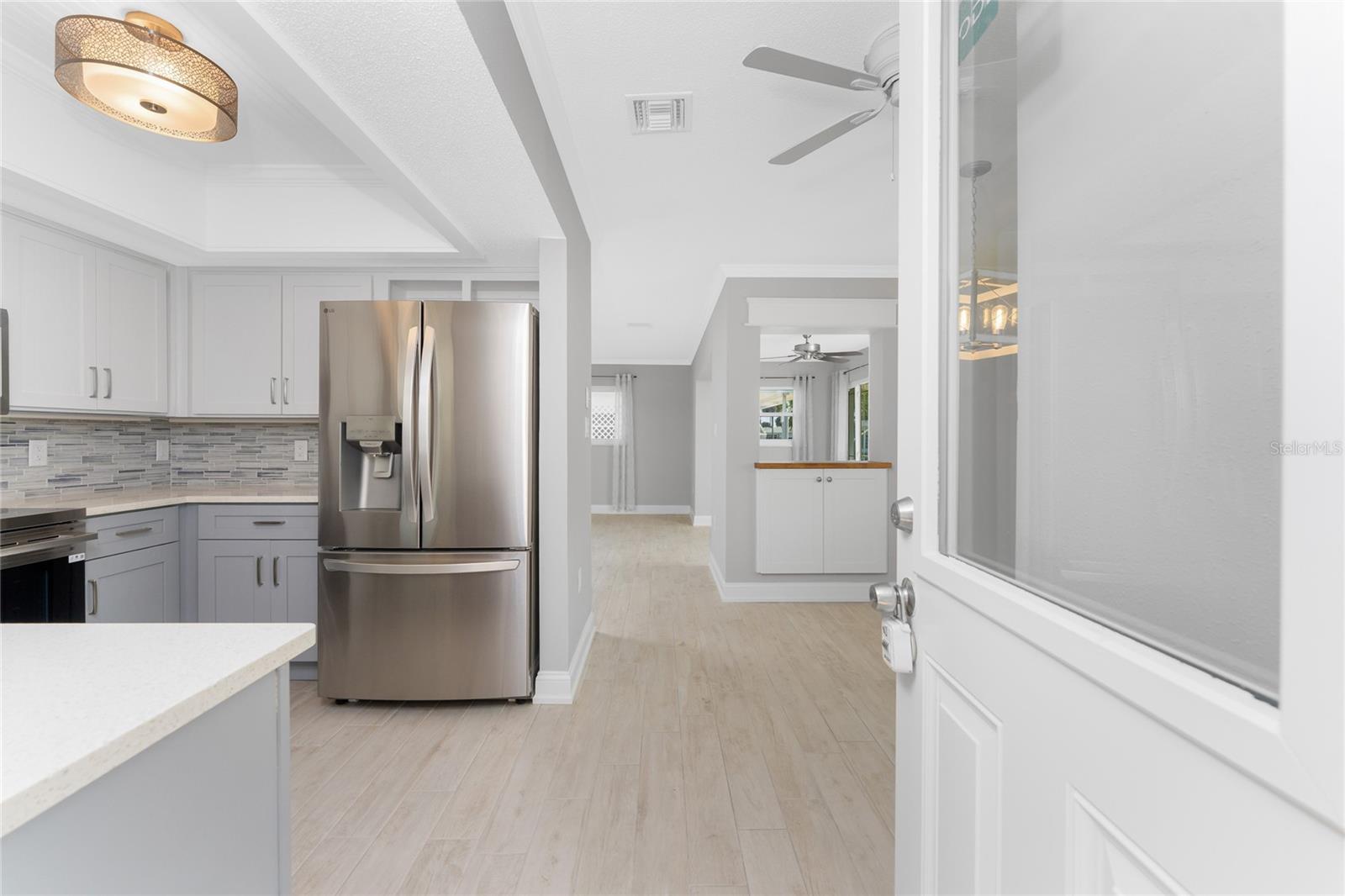 Image 4 of 50 For 1977 Beach Road 73