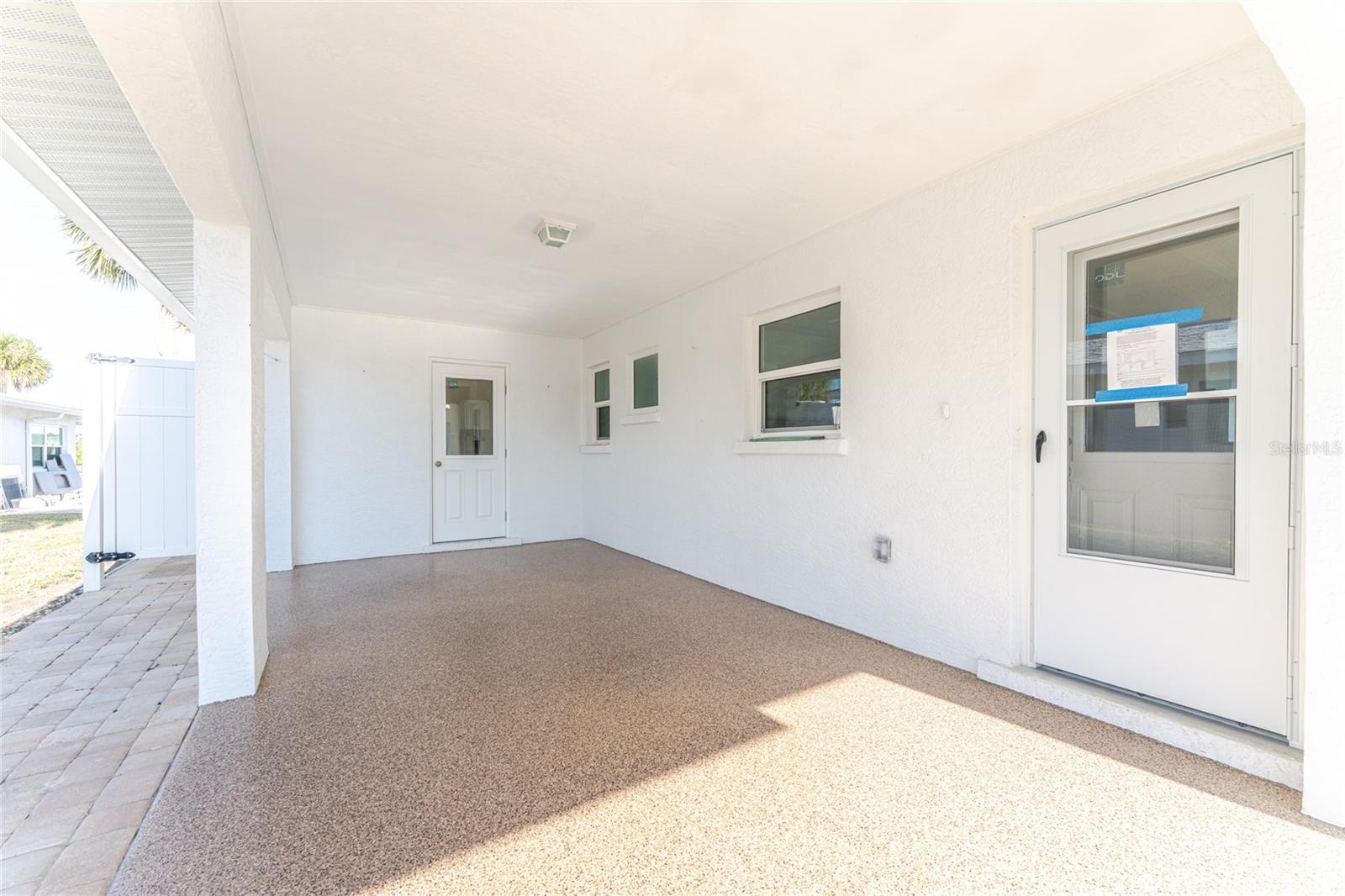 Image 42 of 50 For 1977 Beach Road 73