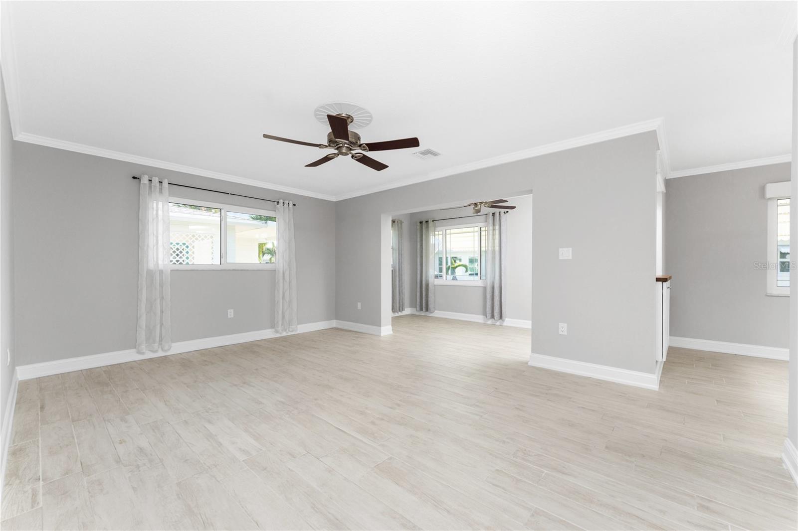 Image 9 of 50 For 1977 Beach Road 73