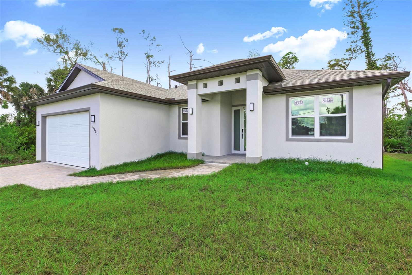 Listing photo id 6 for 13353 Gorman Avenue