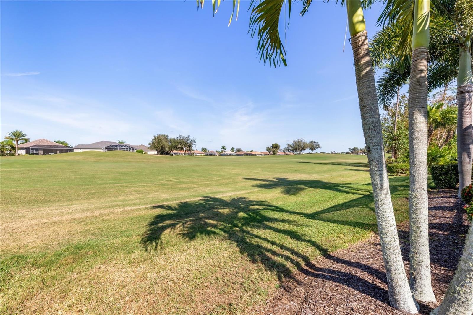 Image 20 of 61 For 4567 Whispering Oaks Dr