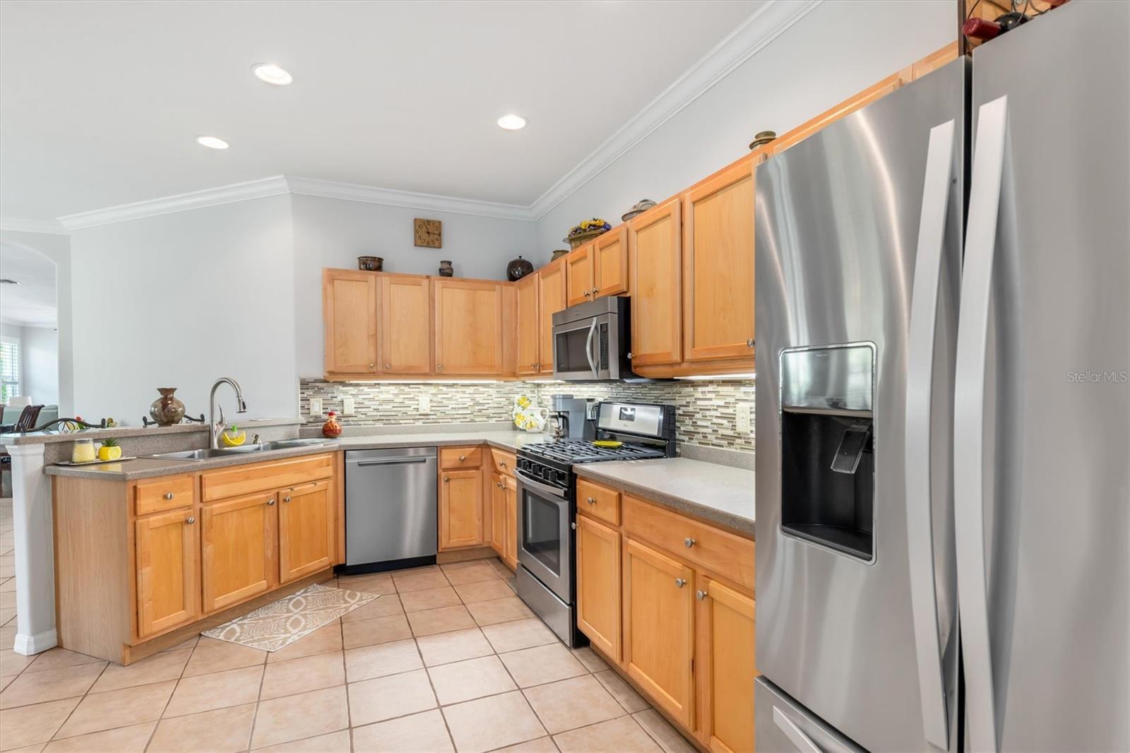 Image 23 of 61 For 4567 Whispering Oaks Dr