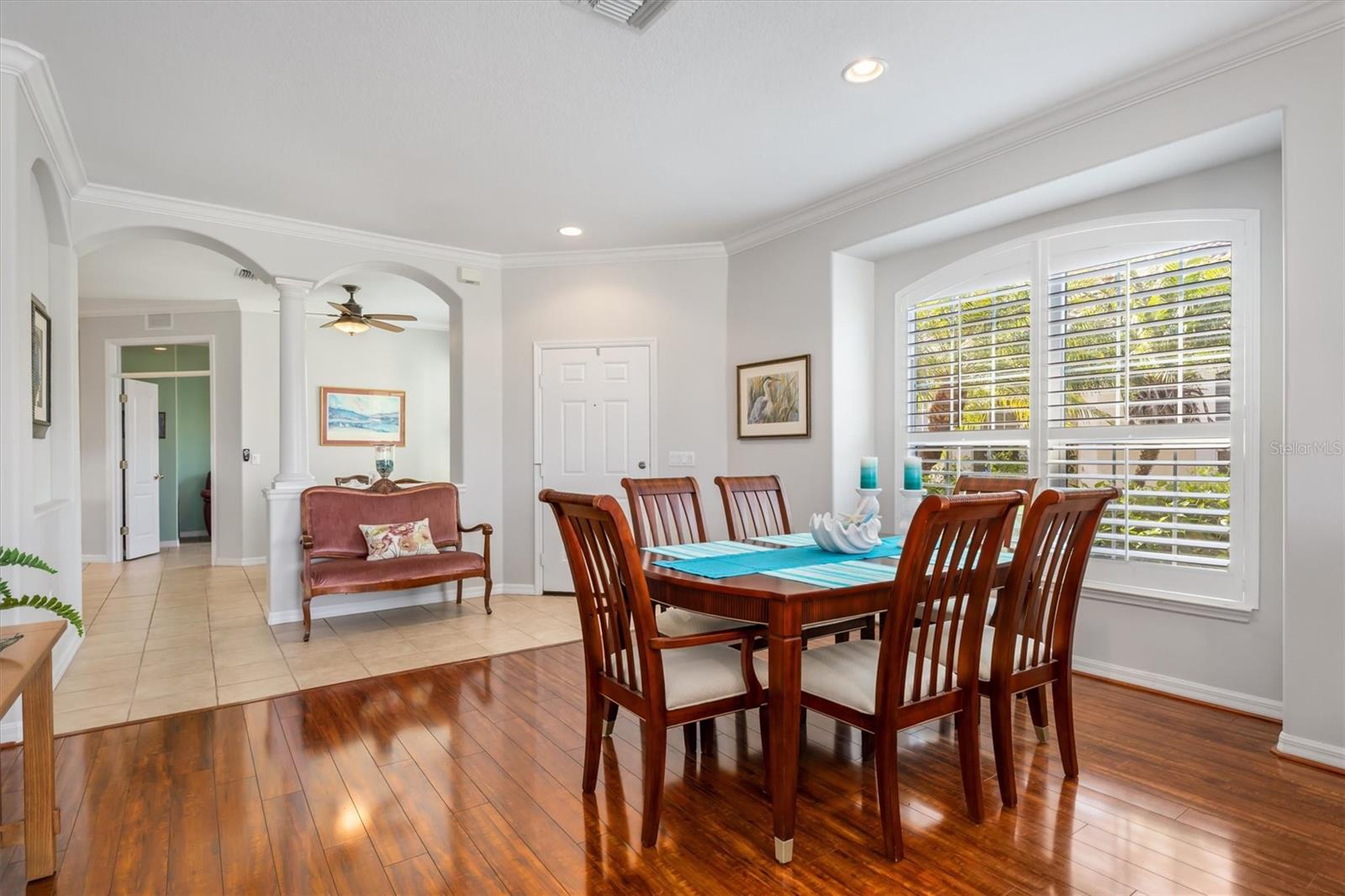 Image 28 of 61 For 4567 Whispering Oaks Dr