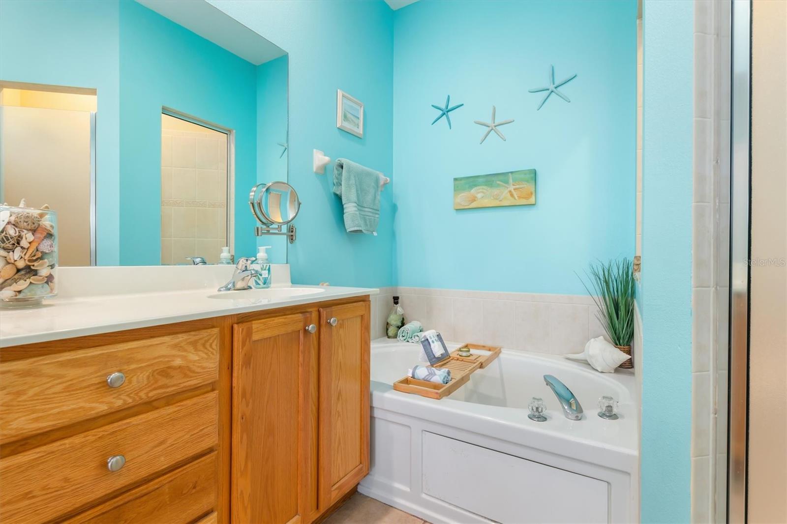 Image 32 of 61 For 4567 Whispering Oaks Dr