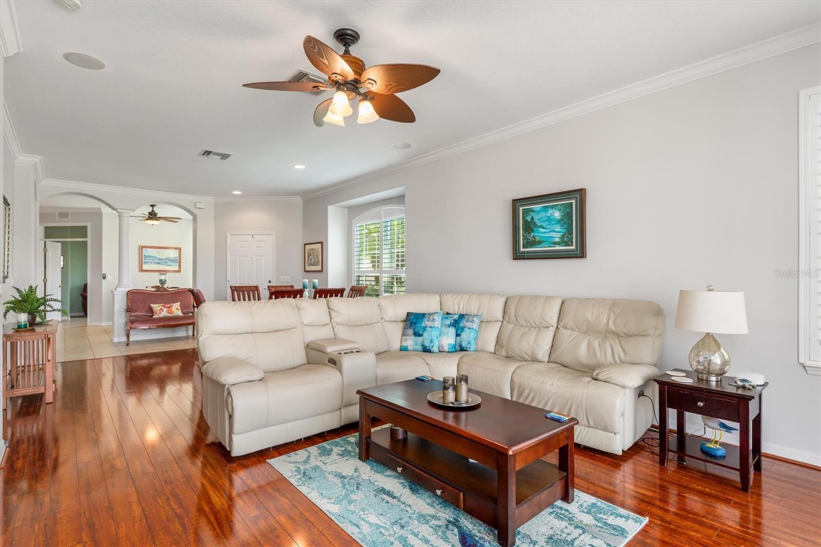 Image 41 of 61 For 4567 Whispering Oaks Dr