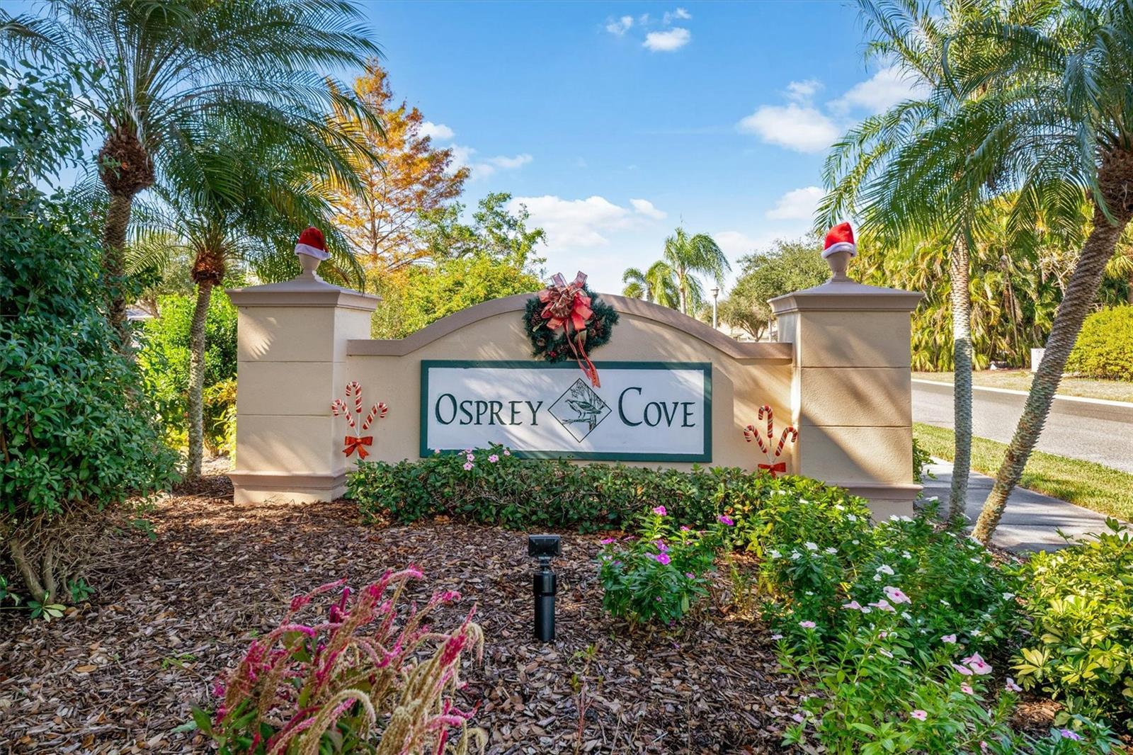 Image 5 of 61 For 4567 Whispering Oaks Dr