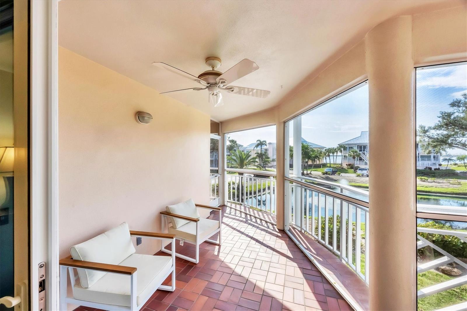 Image 13 of 58 For 11000 Placida Road 2202