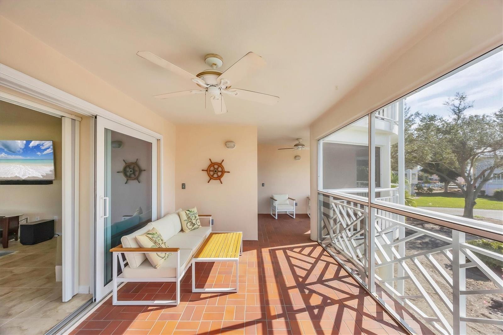 Image 15 of 58 For 11000 Placida Road 2202